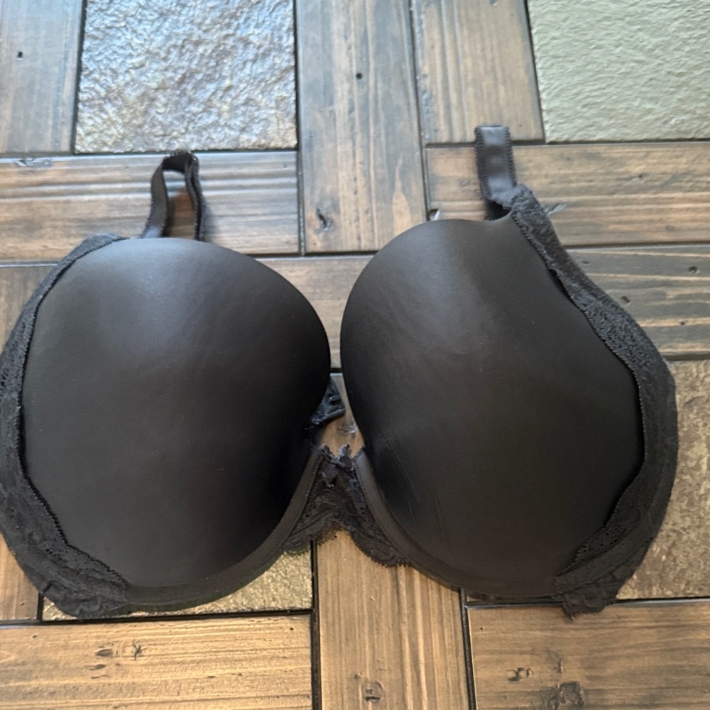 Victoria's Secret Black Lace Trim Bra